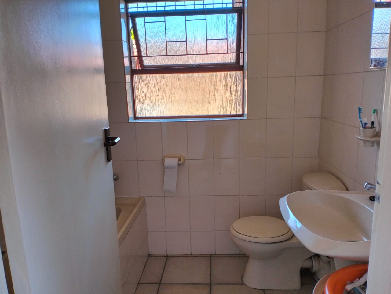 3 Bedroom Property for Sale in Deoville Park Western Cape